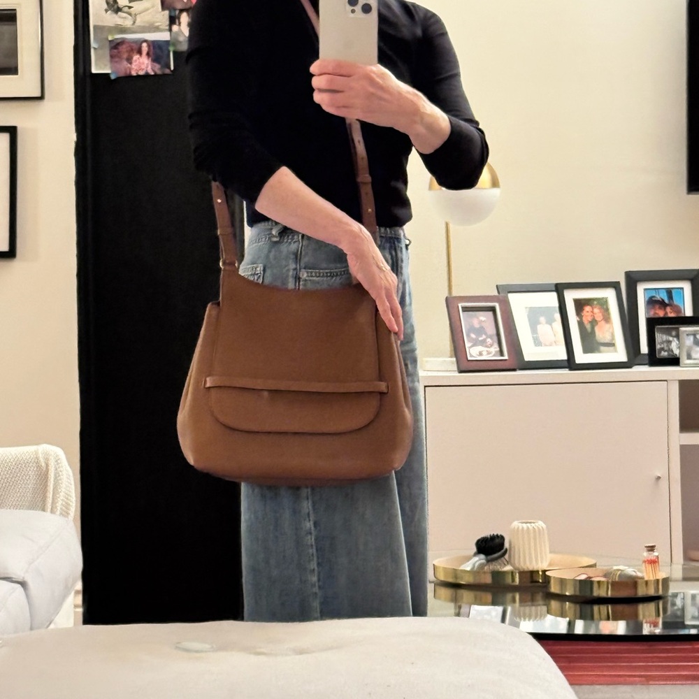 The Row Tan Leather Shoulder Bag - Picture 10 of 11